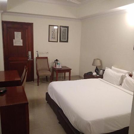 גאזיאבאד Hotel Bluestone מראה חיצוני תמונה